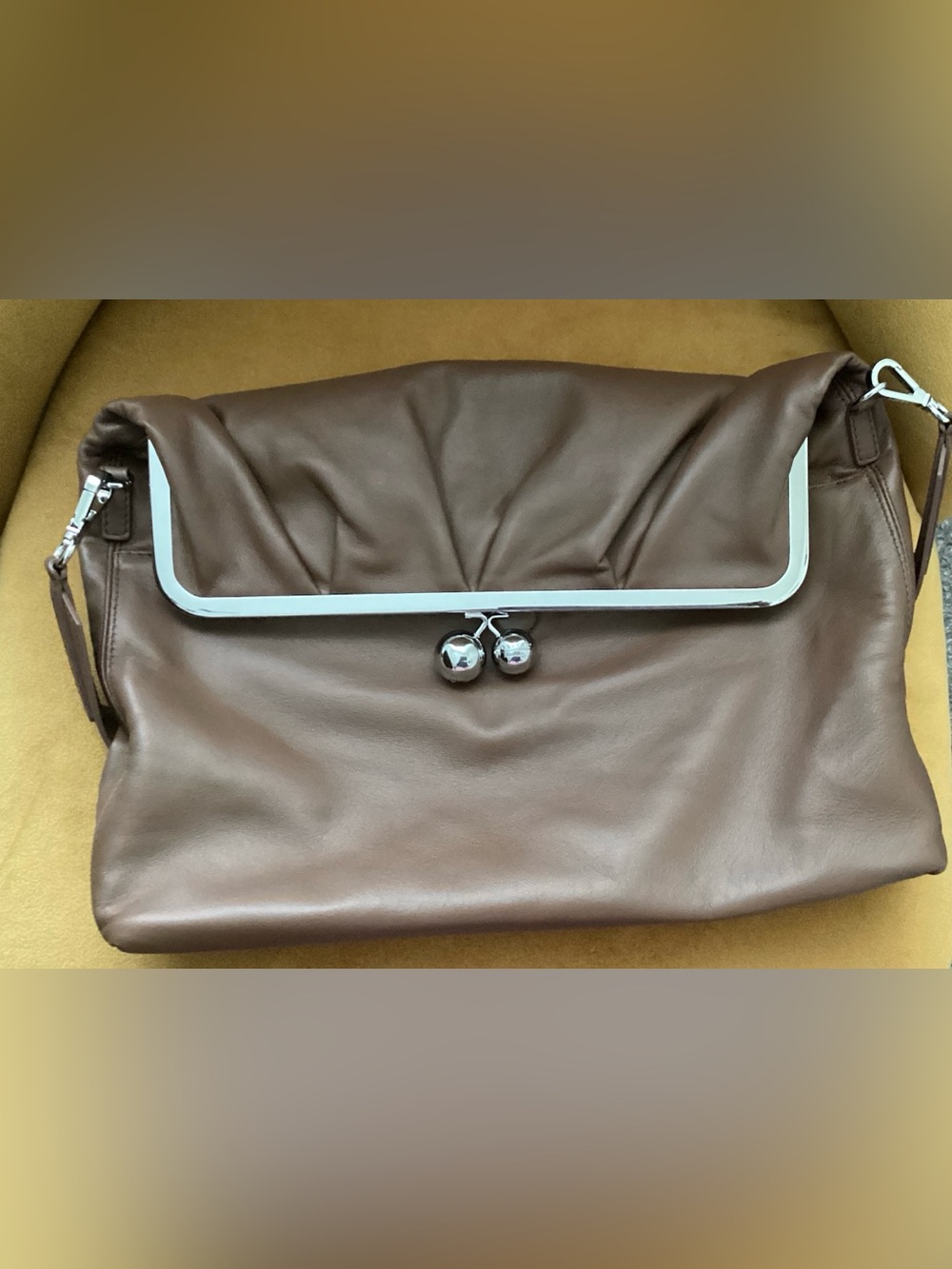 Clutch-style sheepskin Pasticcino Bag - TOBACCO